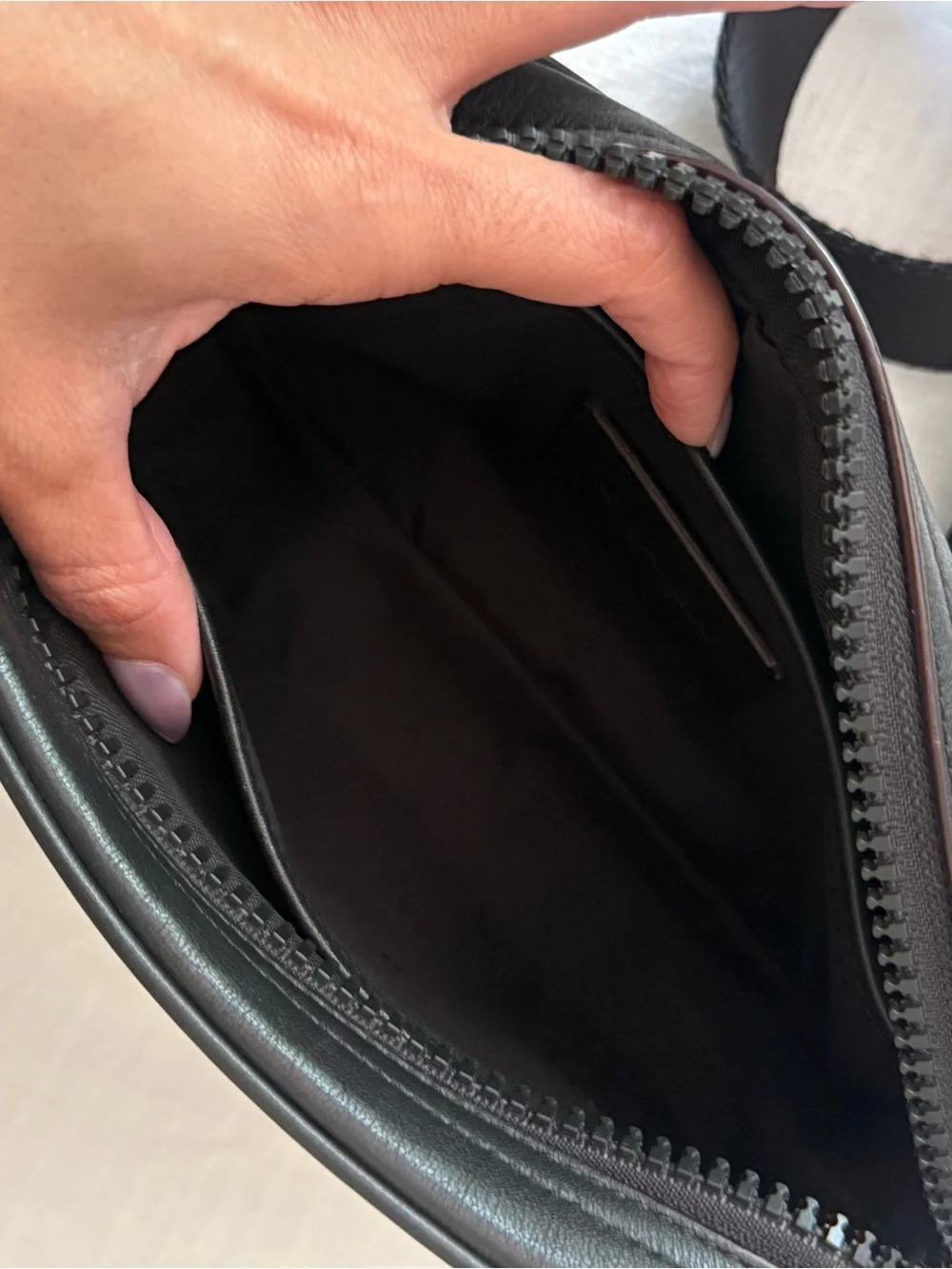 Coach Academy Crossbody Black Leather Camera Bag | men, women, unisex